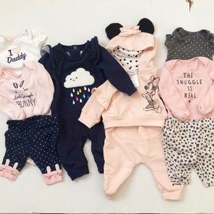 Newborn Girls Carter’s, Disney, Cat & Jack Outfits